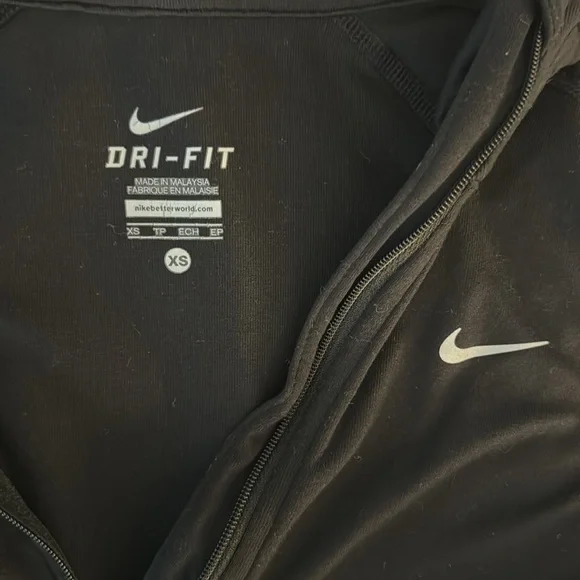 Nike dry fit black pullover - Picture 5 of 5